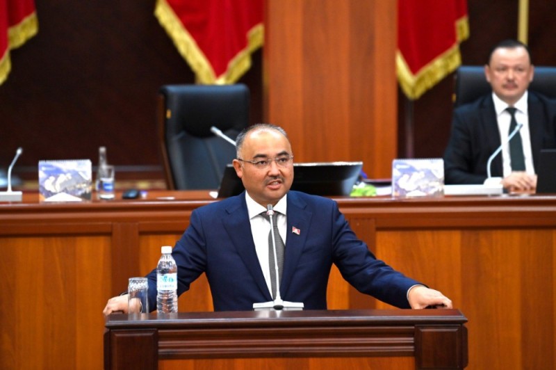 Create meme: Speaker of the Kyrgyz Parliament Nurlanbek Shakiev, Speaker Nurlan Shakiev, Nurlanbek shakiev