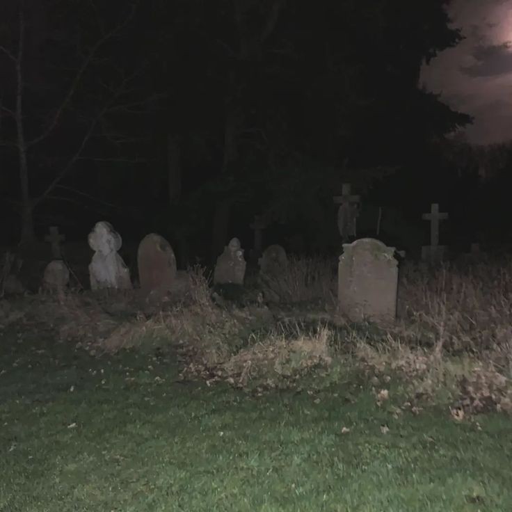 Create meme: scary graveyard, ghosts in the cemetery, cemeteries