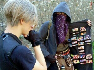 Создать мем: фанаты аниме, resident evil 4 cosplay