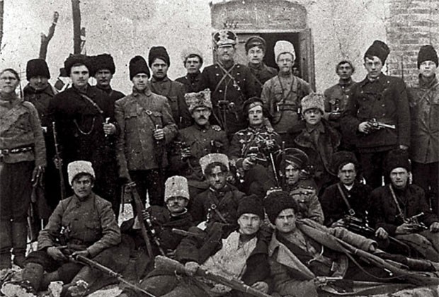 Create meme: Makhno Nestor Ivanovich, makhno 's army, the civil war years