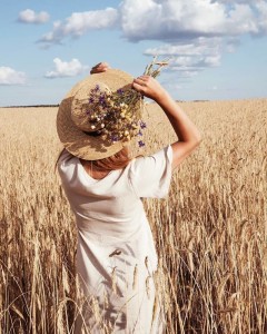 Create meme: nature, photo shoot in field, wheat field