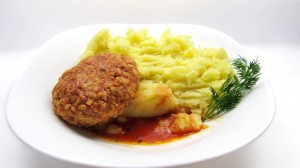 Create meme: Turkey cutlets with mashed potatoes, mashed potatoes with cutlet, Pozharsky cutlet with mashed potatoes