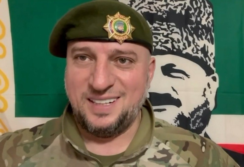 Create meme: apti alaudinov, Akhmat Apti Alaudinov, General Kadyrov Apti Alaudinov