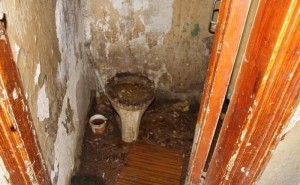 Create meme: house in Serowe. a stalagmite of shit, asylum, the toilet in the winter inside from the shit icicle