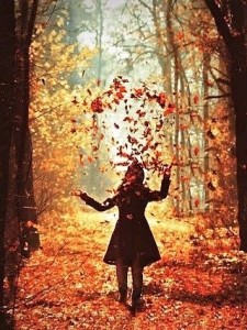 Create meme: autumn photo shoot, girl in the autumn forest from the back, the girl goes on autumn Avenue