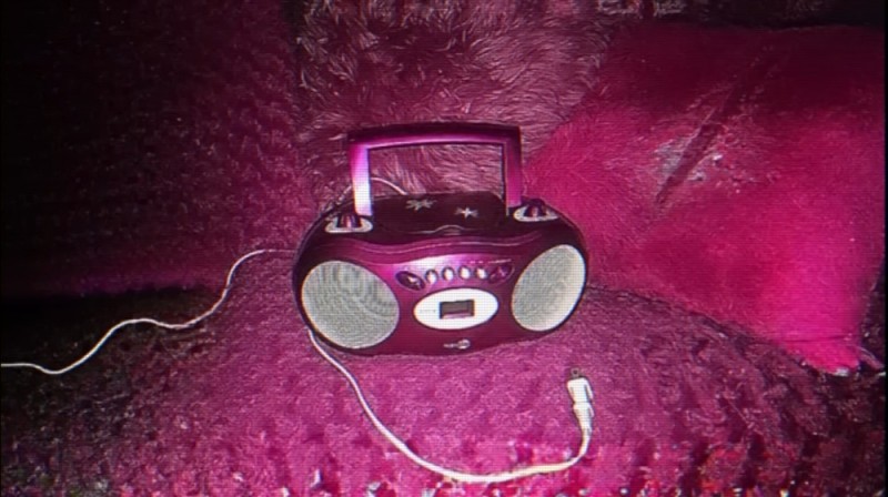 Create meme: pink boombox, boom box tape recorder, radio boombox