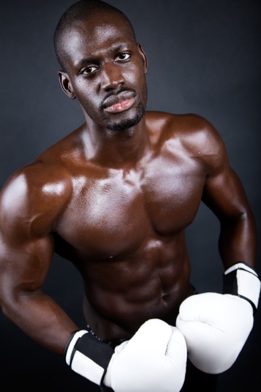 Create meme: Antonio Tarver is a boxer, boxing training, black boxers