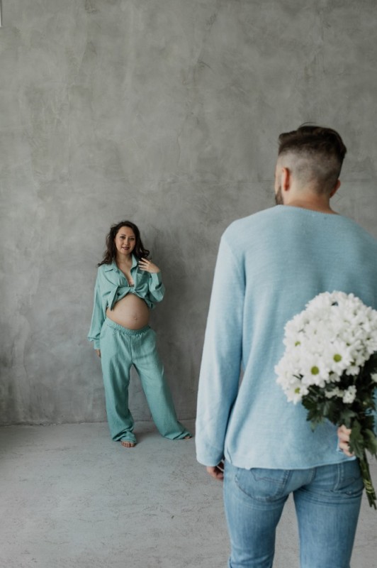 Create meme: the pregnancy photo session, ideas for a pregnancy photo shoot, photosession for pregnant women