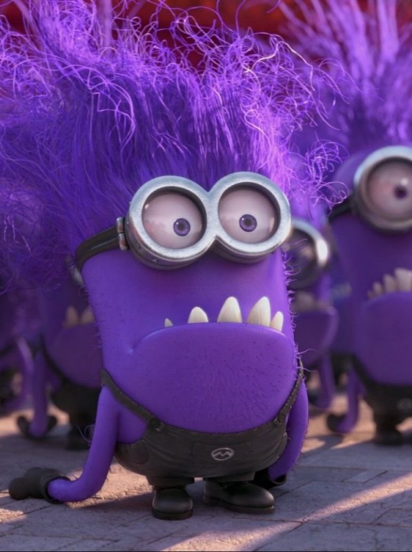 Создать мем: фиолетовый миньон из гадкий, фиолетовые миньоны куча, много фиолетовых миньонов