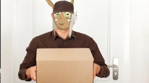 Создать мем: delivery man, мужчина, курьерская доставка