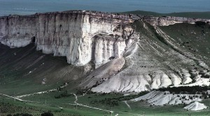 Создать мем: крым белая скала, белогорье крым белая скала, скала ак кая