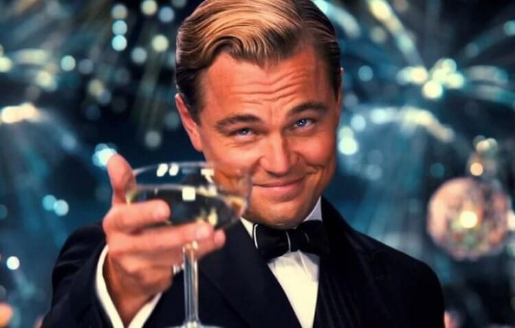 Create meme: the great Gatsby Leonardo DiCaprio with a glass of, DiCaprio Gatsby, Leonardo DiCaprio the great Gatsby