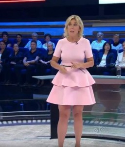 Создать мем: rachel riley, тереза мэй танцует захарова ответила, мария захарова 60 минут