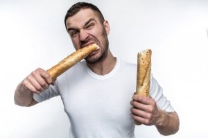 Создать мем: мужчина, мужик с багетом, baguette