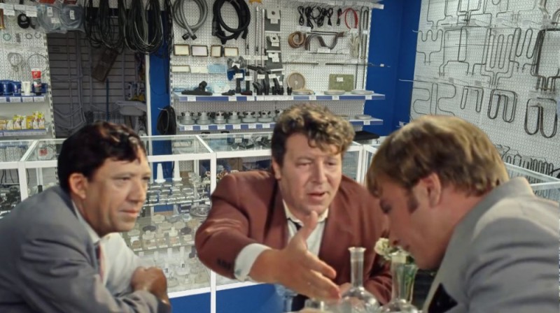 Создать мем: кадр из фильма, бриллиантовая рука фильм 1968, андрей миронов бриллиантовая рука