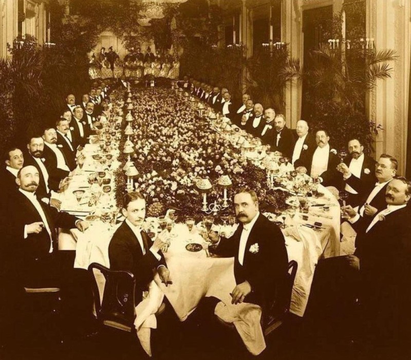 Create meme: Nikola Tesla , Waldorf Astoria 1893, banquet campaign 1904