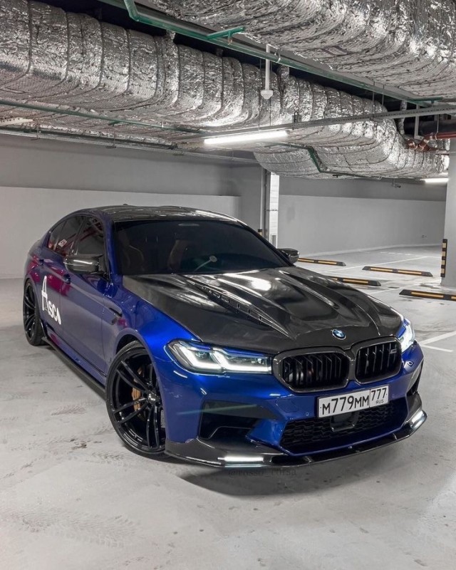 Create meme: BMW 4er , blue bmw m 5, bmw 5