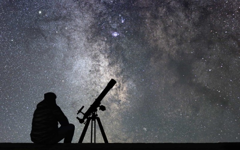 Создать мем: telescope, наблюдение за звездами, телескоп и небо