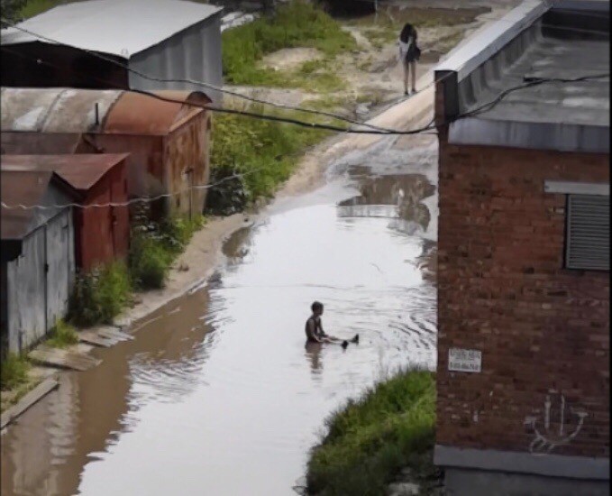 Create meme: flooding in Ussuriysk, flood , flooding in Novosibirsk