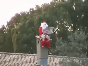 Create meme: Santa Claus is in the chimney pictures, Santa Claus, Santa Claus pooping in the chimney