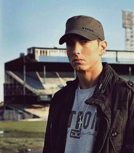 Создать мем: kangol eminem, маршалл брюс мэтерс 3 в 2020, эминем биография