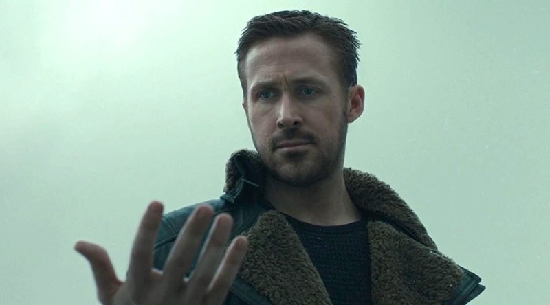 Создать мем: ryan gosling blade runner 2049, гослинг 2049, гослинг бегущий по лезвию 2049