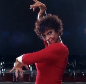 Создать мем: whitney houston(), белинда дэвидс, уитни хьюстон