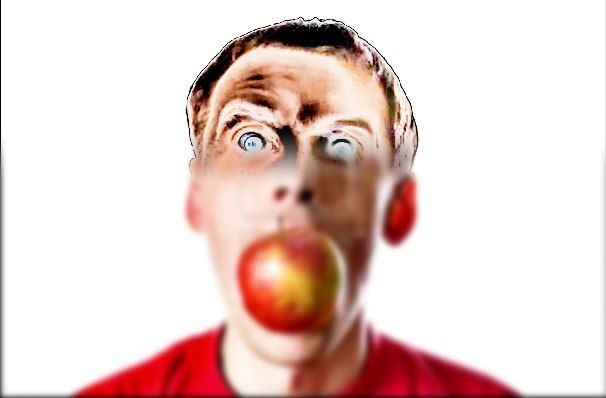 Создать мем: яблоко смешное, человек без рта, яблоко во рту