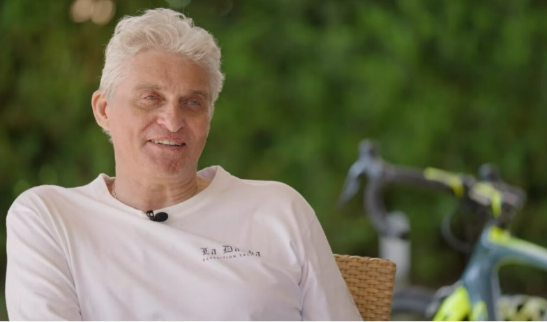 Create meme: oleg tinkov interview with dudu, oleg tinkov biography, tinkoff bank