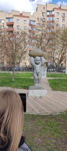 Create meme: urban sculpture, monuments, sculpture