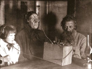 Create meme: on the radio, creepy pictures, Russian audiophiles listen warm tube sound