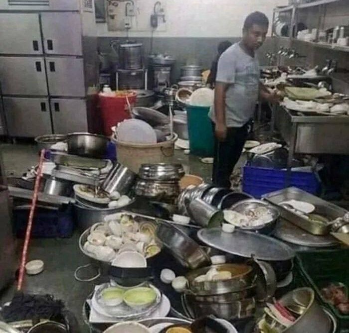 Create meme: The worst restaurant, dirty dishes , dining room kitchen