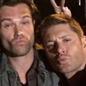 Create meme: Misha Collins and his brother, jensen ackles and jared over the padalecki 2005, Jensen ackles and padalecki friends in life