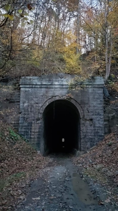 Создать мем: акармара железная дорога, tunnel, заброшенный тоннель