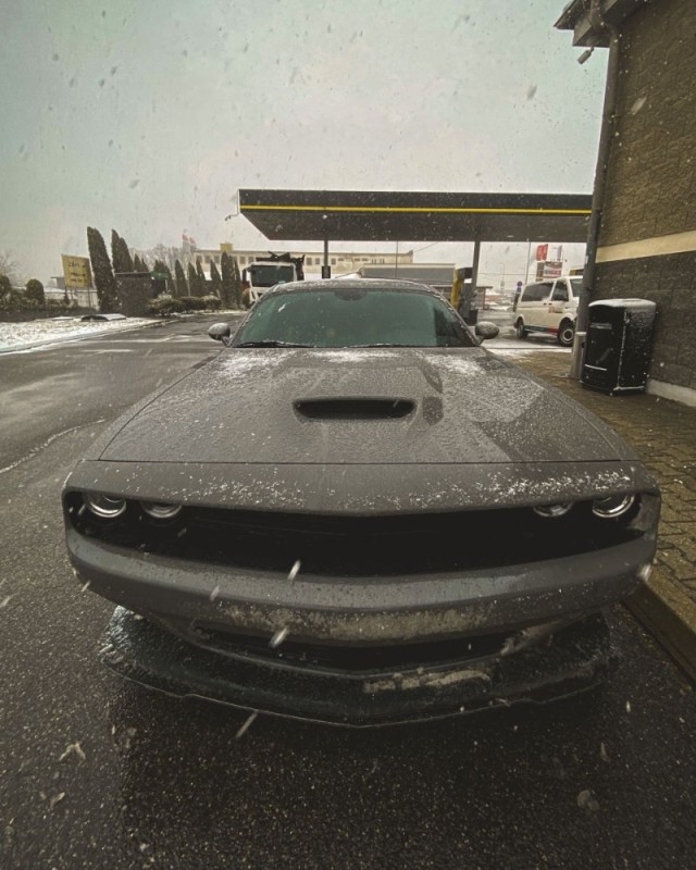 Создать мем: dodge challenger sxt, dodge challenger 2019, dodge challenger r t