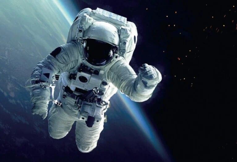 Create meme: space astronauts, an astronaut on the planet, space astronaut