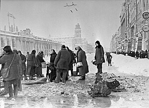 Создать мем: блокада ленинград, блокадный ленинград ленинграде, блокада ленинграда невский проспект