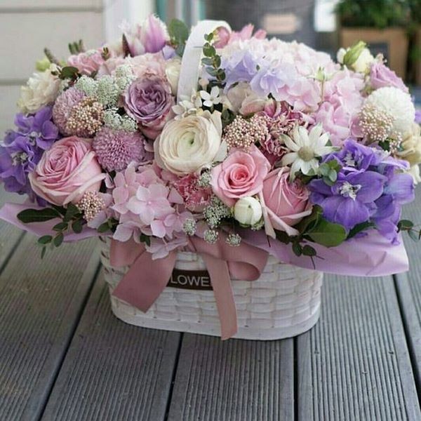 Create meme: a bouquet of flowers , stylish bouquets, a very beautiful bouquet
