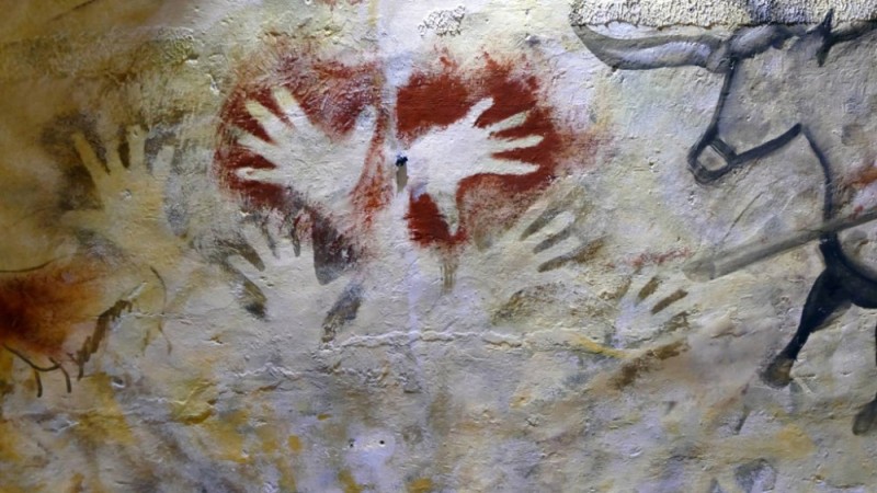 Create meme: Altamira cave rock art, Paleolithic cave of Altamira Spain, rock art of primitive people