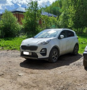 Создать мем: Nissan Juke I, kia sportage 2017, киа спортейдж 2016 серый