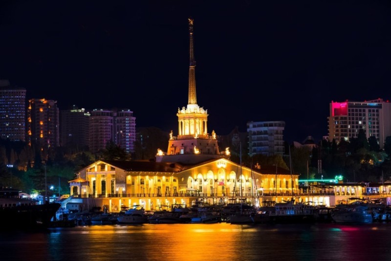 Create meme: Sochi marine station , Sochi marine station evening Sochi, evening Sochi seaport