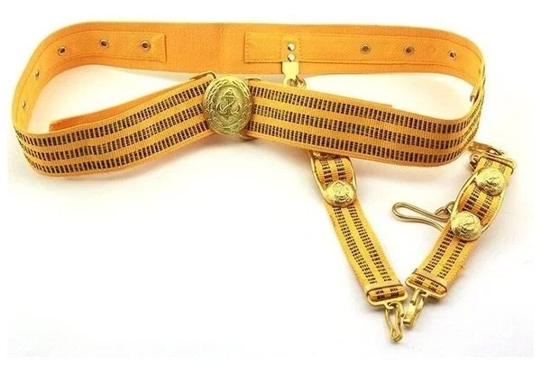 Create meme: ceremonial officer's belt, the ceremonial Navy officer's gold belt, the officer's belt