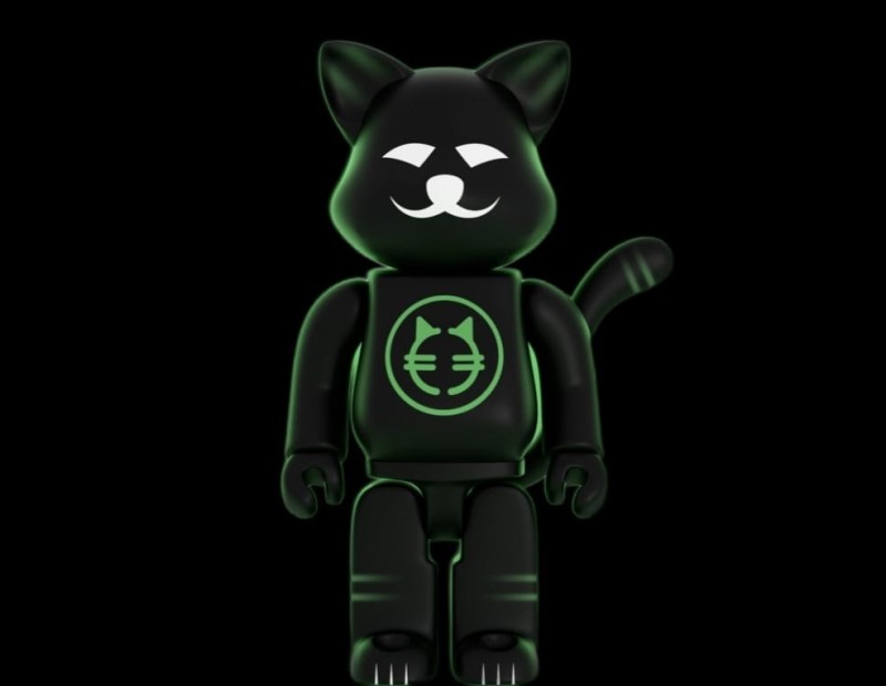 Create meme: bearbrick 400, lego catwoman minifigure, Lego Bendy