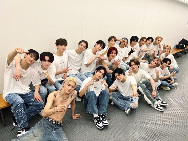 Create meme: seventin participants 2020, seventin 2020, nct