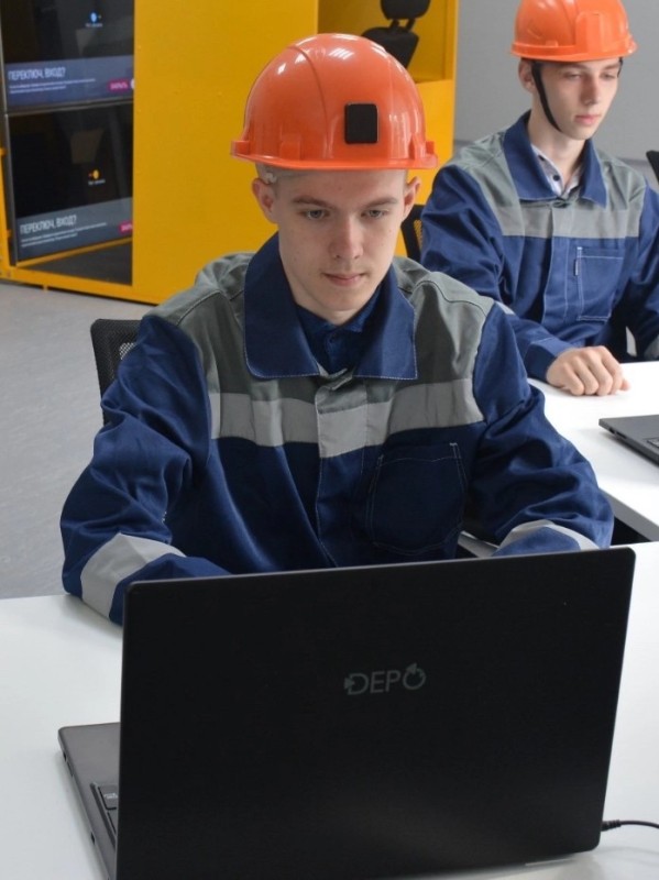 Create meme: worldskills Cheboksary 2022, employee, hydrometallurg apparatchik