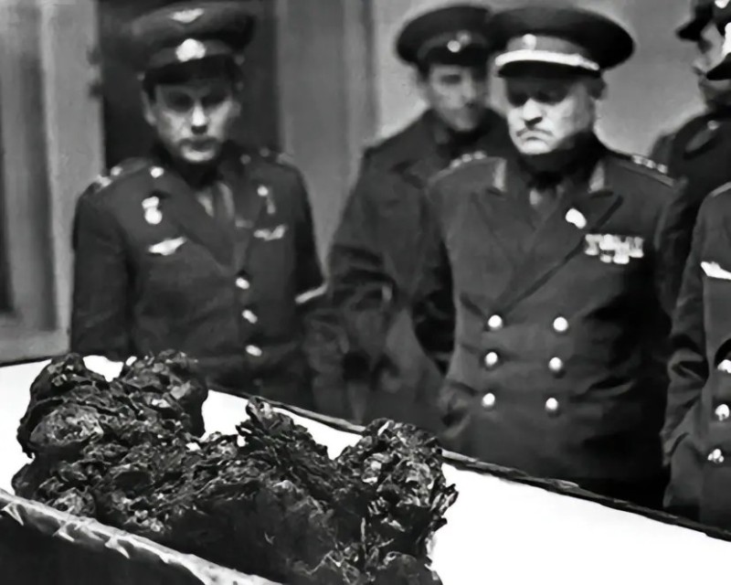 Create meme: vladimir komarov cosmonaut remains, the remains of vladimir komarov, the remains of cosmonaut Vladimir komarov