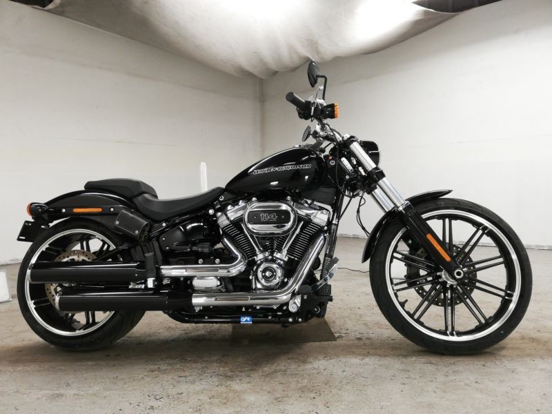 Create meme: harley davidson breakout motorcycle, harley davidson motorcycle, harley-davidson