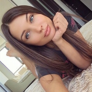 Create meme: brunettes with blue eyes instagram, girls, beautiful girls