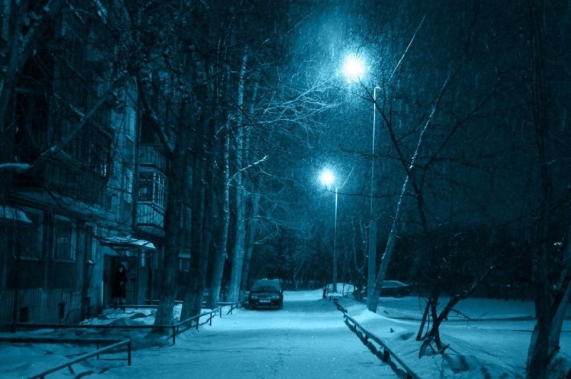 Create meme: yard at night, winter city at night, winter park at night