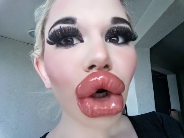 Create meme "the girl with the biggest lips, silicone lips are big